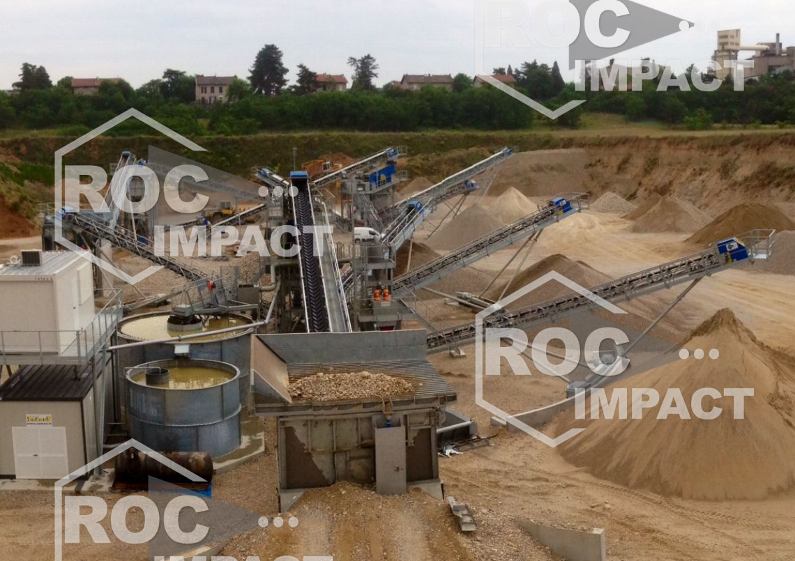 Installation station complète de concassage en France au péage du Roussillon (38)