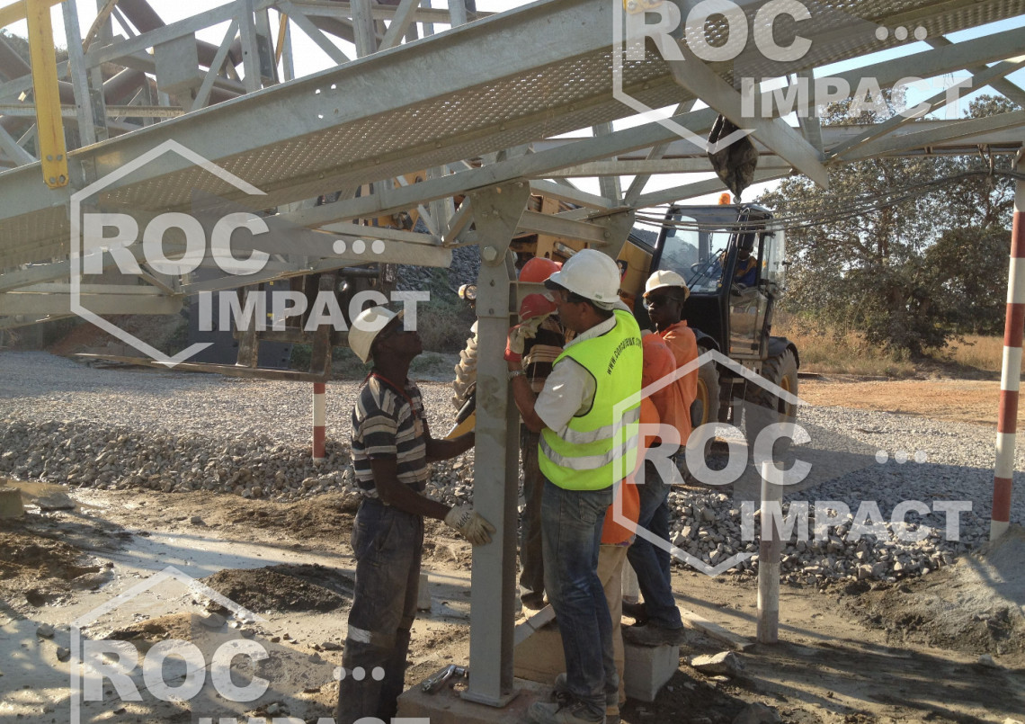 Convoyeur MINING ROC BELT SYSTEME pour une Mine au Mali