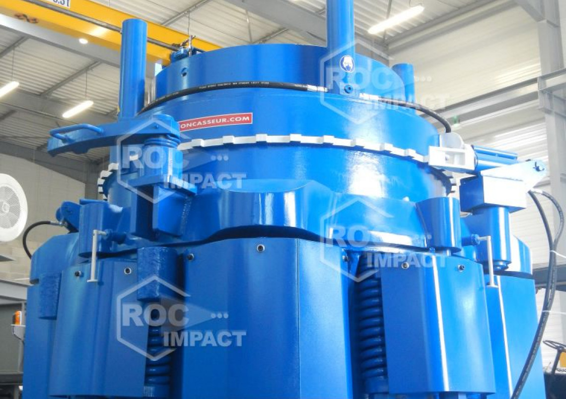 Unite de concassage Mobile production 200 t/h de 0/25 mm (destination RUSSIE)