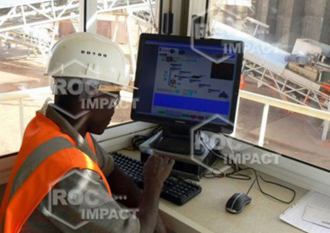 Installation concasseur - Mine d'or au Burkina Faso SEMAFO MANA GOLD MINING